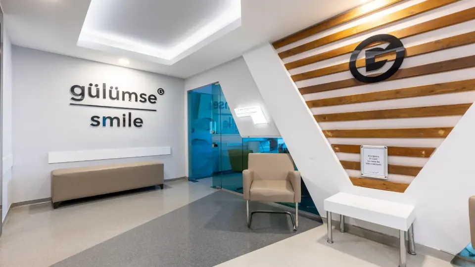 Lara kliniğinde bekleme alanı